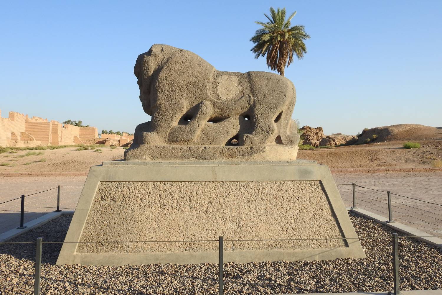 Lion of Babylon - History of Iraq