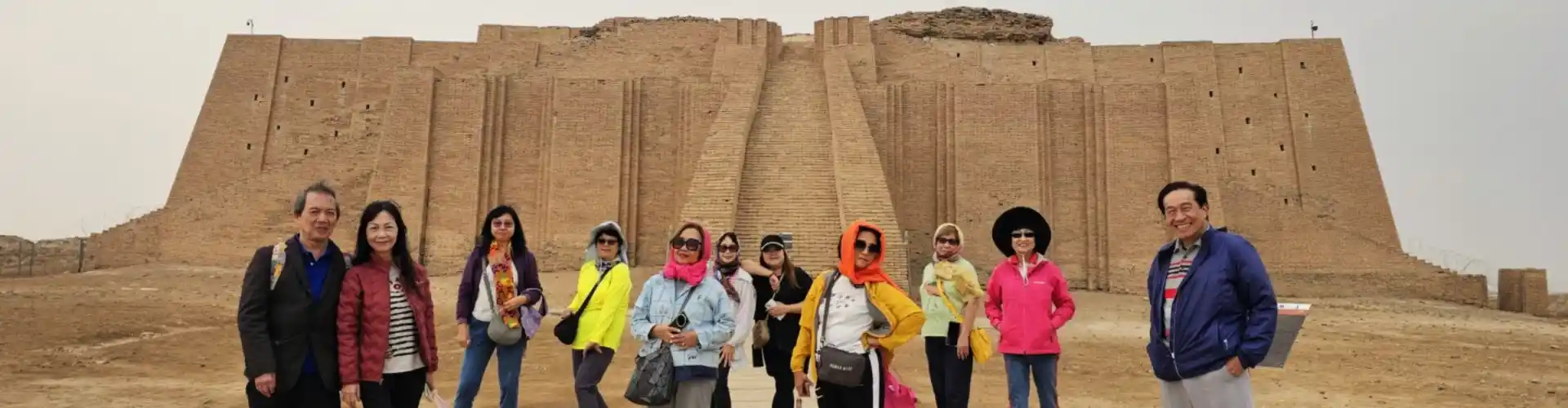 Group tour in Iraq with an asian tourist group, personalized small group itinerary