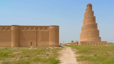 The iconic spiral minaret of the Great Mosque of Samarra in Iraq, an ancient Islamic architectural landmark and UNESCO World Heritage site often visited on cultural tours in Iraq.