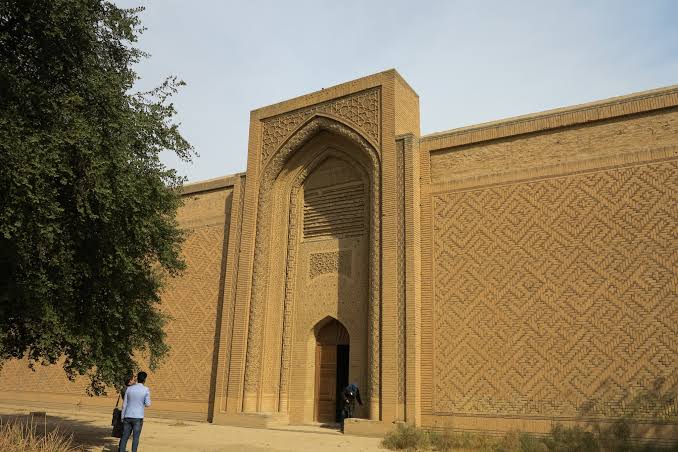 abbasid palace 4