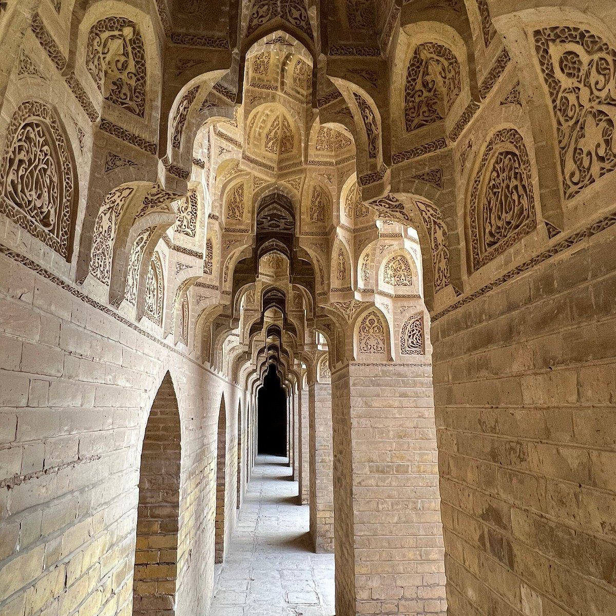 abbasid palace